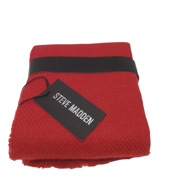 Steve Madden logo women's red fringed soft wrap scarf NWT - Picture 4 of 5